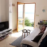 Apartman Lovro *