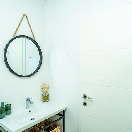 Apartment Lovro