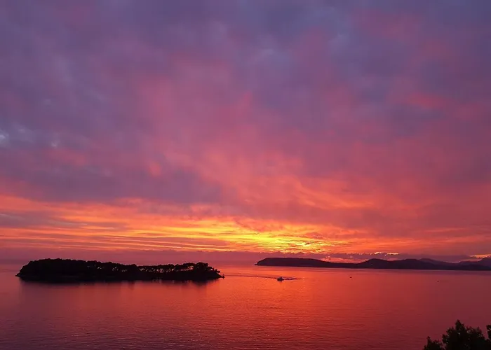 Lovro アパート ドゥブロブニク